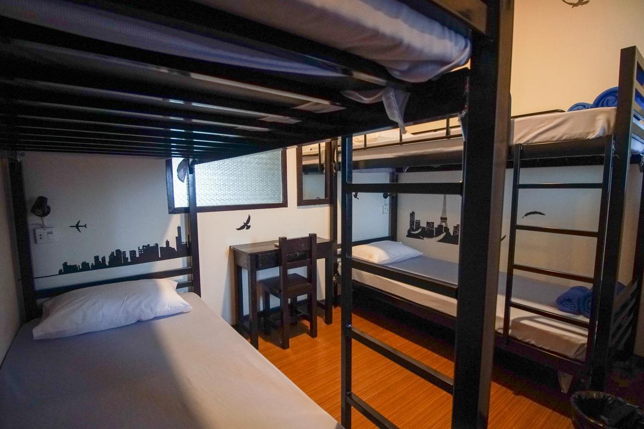 Yha Bangkok Downtown @ Station S3 Hostel Exterior photo