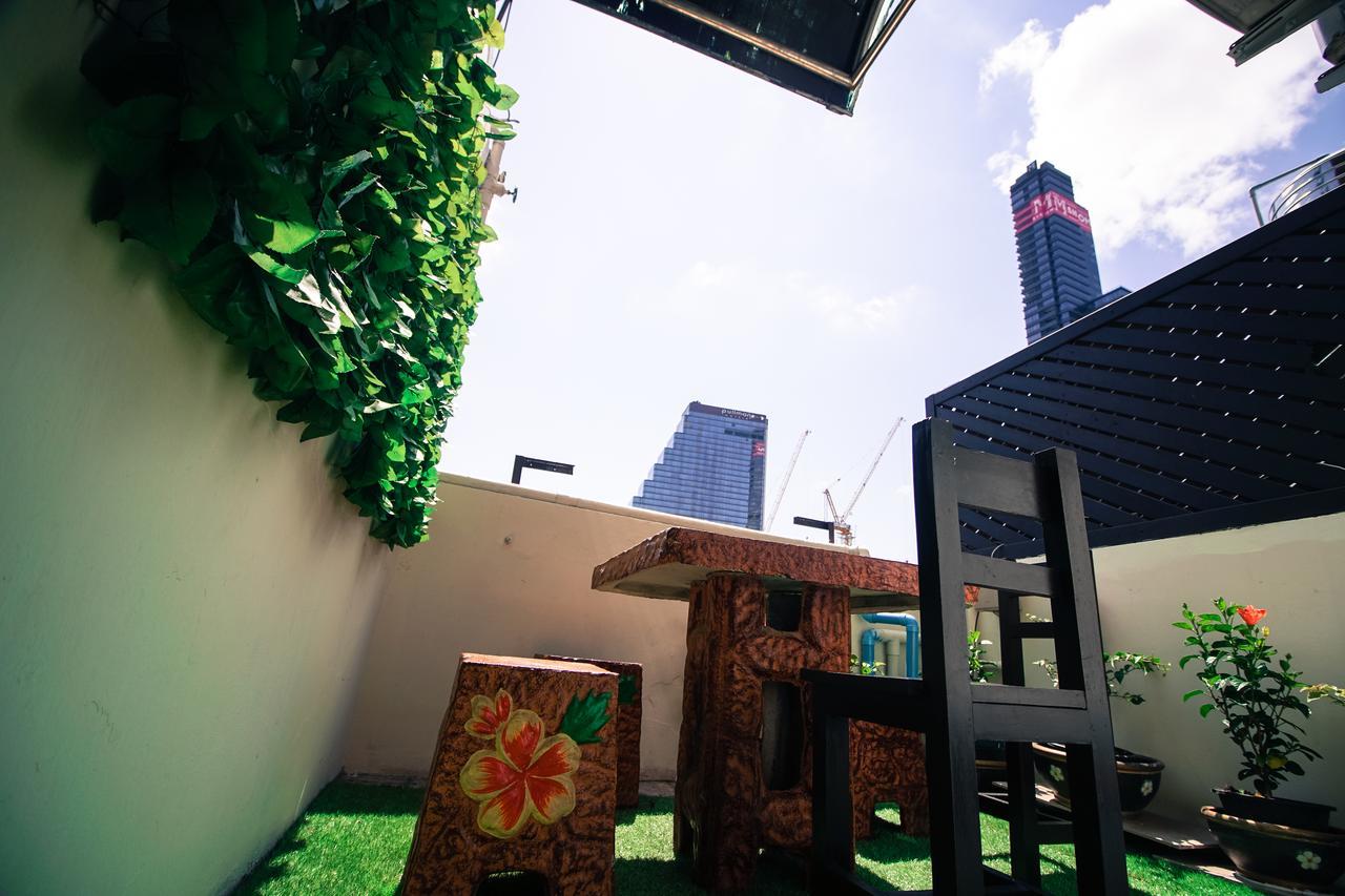Yha Bangkok Downtown @ Station S3 Hostel Exterior photo