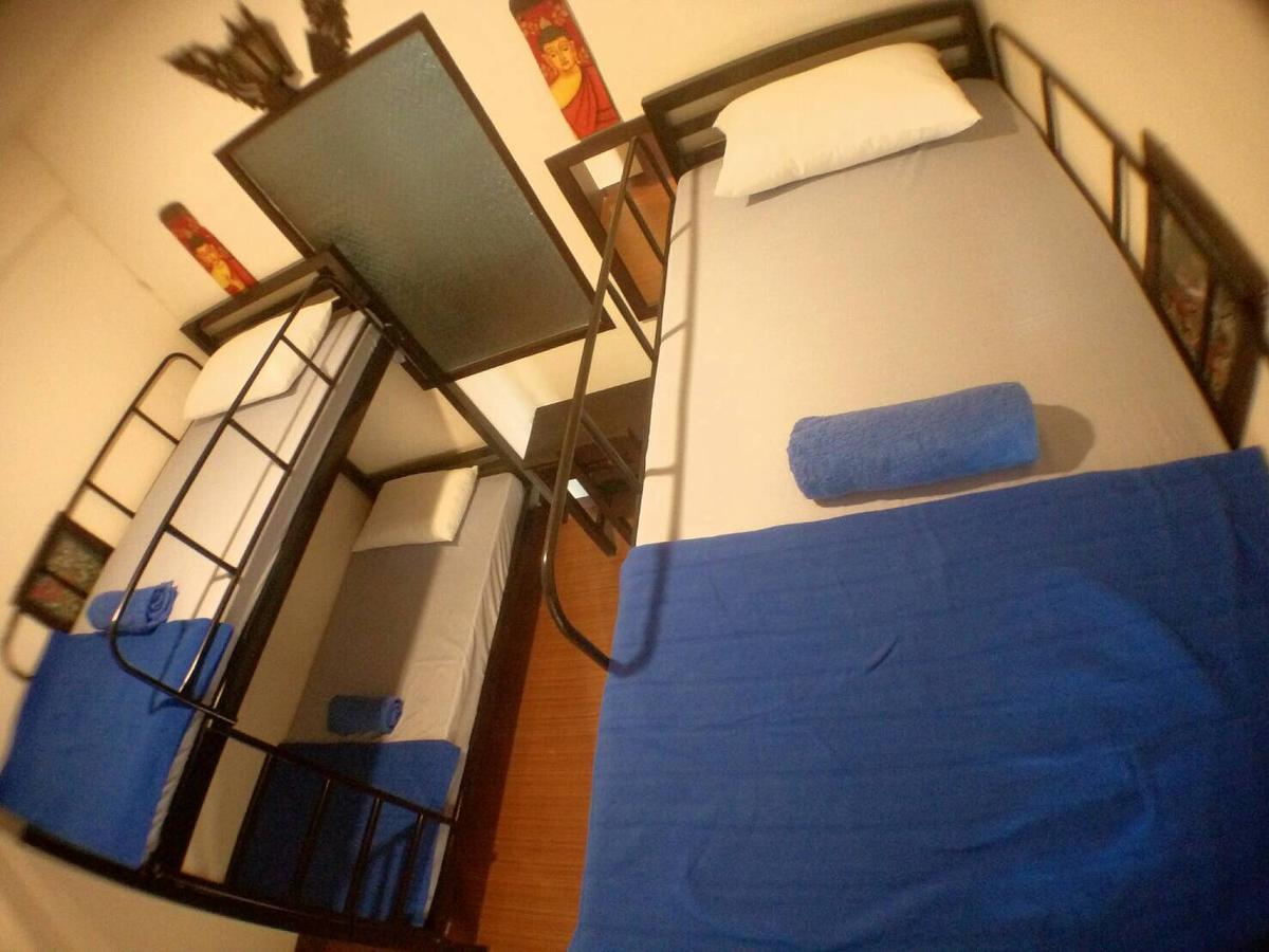 Yha Bangkok Downtown @ Station S3 Hostel Exterior photo